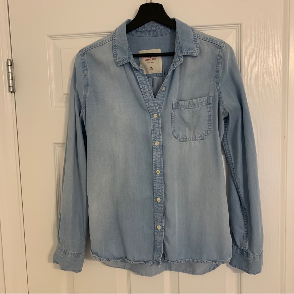 Western Button Up Shirt, Denim Chambray look